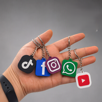 Porte-clés intelligent programmable 13,56 MHz ISO14443a NFC en silicone, mini clé NFC, porte-clés de style tendance pour les réseaux sociaux et les entreprises