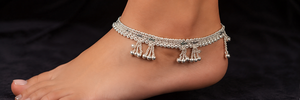 DIVYORO Tobillera Clásica de Cobre y Latón Plateado con Detalles Florales de Esmalte Colorido, Joyería de Moda para Mujer, Uso Diario, Playa - Product Image 4