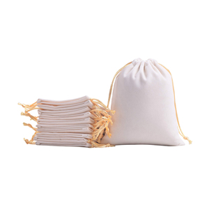 Bolsas de Terciopelo Personalizadas de 4.0X4.8'' con Cordones Negros para Joyería, Regalos de Boda, Dulces, Recuerdos de Fiesta, Económicas, con Logotipo - Product Image 1