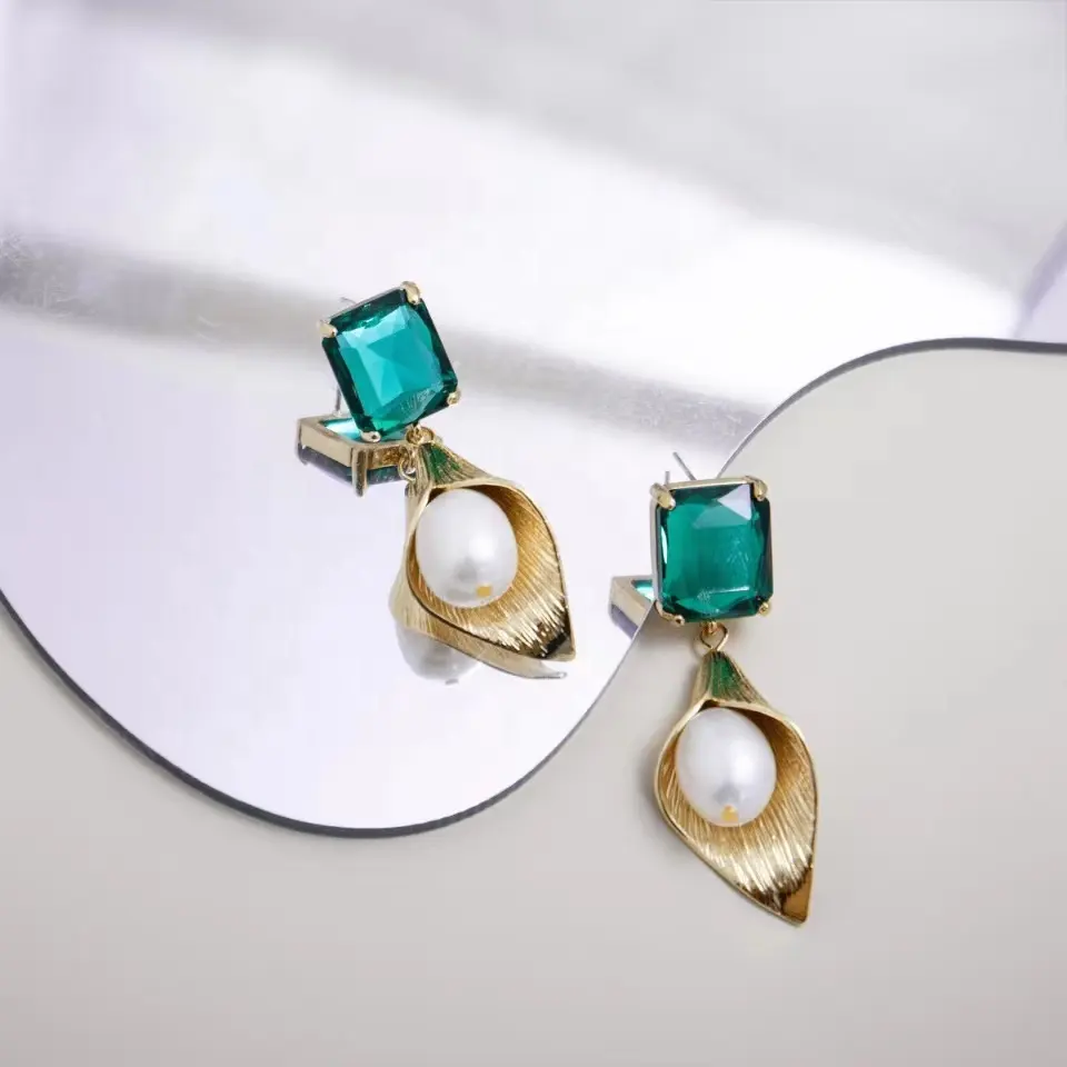 Flower diamond women earrings green gemstone fine jewelry freshwater pearl dangle earrings gift