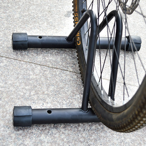 <span class=keywords><strong>Support</strong></span> vélo vertical en acier <span class=keywords><strong>pour</strong></span> VTT et vélo de route avec base <span class=keywords><strong>au</strong></span> <span class=keywords><strong>sol</strong></span> et <span class=keywords><strong>support</strong></span> arrière amovible - Product Image 4