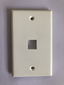 LE F044 4-Port RJ45 Female Keystone Heavy Duty Indoor Faceplate - Product Image 6