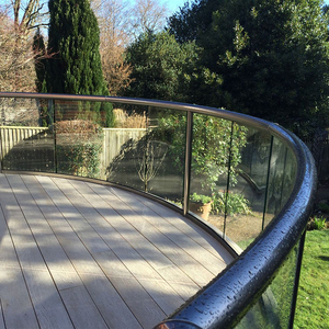 Pasamanos para exteriores <span class=keywords><strong>Barandilla</strong></span> <span class=keywords><strong>de</strong></span> balcón <span class=keywords><strong>de</strong></span> vidrio sin marco Canal en U <span class=keywords><strong>Barandilla</strong></span> <span class=keywords><strong>de</strong></span> vidrio <span class=keywords><strong>de</strong></span> aluminio <span class=keywords><strong>Barandilla</strong></span> <span class=keywords><strong>de</strong></span> valla <span class=keywords><strong>de</strong></span> vidrio templado para <span class=keywords><strong>terraza</strong></span> - Product Image 4