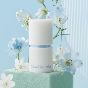 Baume parfumé apaisant Slow Humming Flowernouri 6,5g – Kit de coiffure et soin capillaire multi-usages de qualité – Collection Pin Fleur Veil - Product Image 2