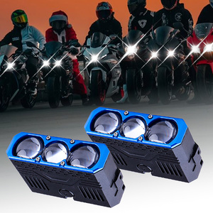 ไฟสปอร์ตไลท์เสริมสำหรับรถยนต์และมอเตอร์ไซค์แบบกันน้ำสามเลนส์ ไฟหน้า LED สำหรับติดตั้งบนกระจังหน้า - Product Image 2