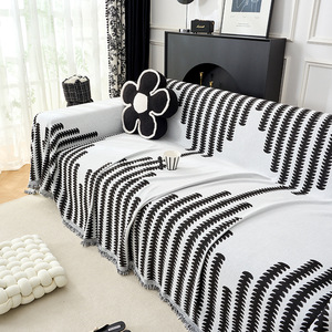 غطاء أريكة عصري من الشنيل مضاد للانزلاق بنمط هندسي جاكار قابل للتخصيص، بطانية قابلة للغسل في الغسالة مناسبة لجميع الفصول - Product Image 5