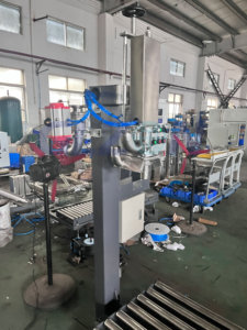 Système de convoyage antidéflagrant à double tête pour fûts de 200 L, idéal pour l'équipement de remplissage de liquides industriels - Product Image 6