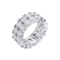 Nouvelle conception TKJ : Bague pour homme plaquée or, style chaîne tennis à deux rangs, sertie de cristaux CZ effet glacé