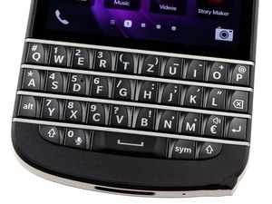 Per Blackberry Q10 NERO Originale Economico GSM Tastiera Completa QWERTY Touch Screen Telefono Cellulare <span class=keywords><strong>Smartphone</strong></span> Q10 - Product Image 3
