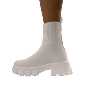 Stivali alla Caviglia Sportivi Trendy Autunno Inverno per Donne, Casual di Alta Moda, Taglie Grandi 35-43, Slip-On con Piattaforma - Product Image 4