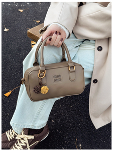 กระเป๋าสะพายไหล่แบบไขว้สำหรับสุภาพสตรีพร้อมสายสะพายไหล่เดี่ยวและซิปปิดด้านบน - กระเป๋าถือมีสไตล์สำหรับใส่ของ - Product Image 5