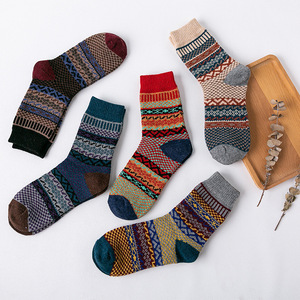 Hiver <span class=keywords><strong>Pas</strong></span> <span class=keywords><strong>Cher</strong></span> Double <span class=keywords><strong>Aiguille</strong></span> Lapin Chaud Chaussettes Épaisses <span class=keywords><strong>Laine</strong></span> Chaussettes 5 Paires par Ensemble - Product Image 6
