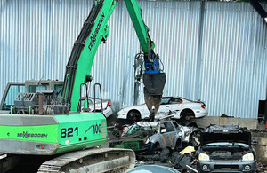 Cizalla Hidráulica HOMIE para Desguace de Vehículos, para Excavadora de 15 Toneladas en Remolques y Chatarra - Product Image 4