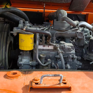 Mini excavatrice de ZX70-5A Hitachi pour des applications d'intérieur Ultra compacte avec la conception étroite de largeur et les voies en caoutchouc - Product Image 5