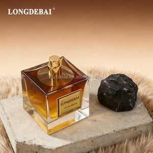 Botella de Perfume de Vidrio Cuadrada Transparente de Lujo Personalizada de 30 ml, 50 ml, 100 ml con Pulverizador de Bomba Premium y Piedra de Jade - Product Image 5