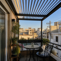 Pergola bioclimatique en aluminium avec revêtement en poudre, toit à lames orientables, imperméable, pour jardin et terrasse extérieure