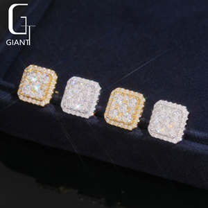 Bijoux Hip Hop à la Mode en Stock Local aux États-Unis, Boucles d'Oreilles Carrées en Moissanite Glacée VVS avec Fermoir à Vis, pour Hommes - Product Image 4