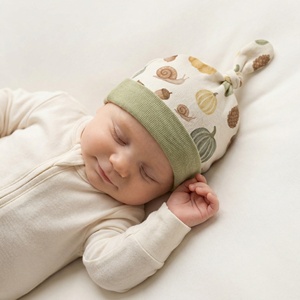 Gorros de Bebé de Punto de Algodón Personalizados para Recién Nacidos, Unisex, con Logotipo Personalizado, Suaves y Cálidos para Toda la Temporada - Product Image 1