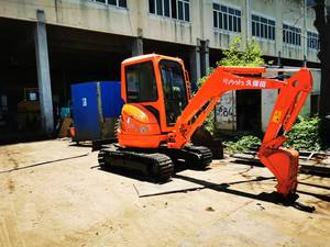 Componente Central del Motor de Alta Calidad Usado para Excavadora U-25 U35 de 2.5 Toneladas 2012, Capacidad del Cucharón de 0.15M3, Enfocado en el Motor para Video - Product Image 3