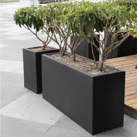 Pot Tanaman Taman Besar dari Baja Anti Karat untuk Dalam dan Luar Ruangan, Desain Art Deco, Lapisan Powder Coating, Logo Custom, Tahan Air