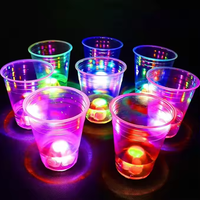 Gobelets LED Colorés pour Fêtes – Nouveauté Tendance pour Boîtes de Nuit et Bars – Gobelet LED Néon de Noël avec Piles