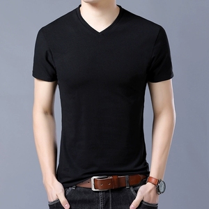 Nouveaux T-shirts d'été pour hommes style coréen, couleur unie, en coton, col en V, coupe ajustée, hauts formels, vente en gros pour jeunes et hommes d'âge moyen - Product Image 3