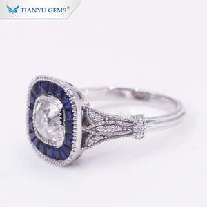 <span class=keywords><strong>Bague</strong></span> personnalisée en or <span class=keywords><strong>blanc</strong></span> 14k/18k 6.5*6.5mm Coussin Old Mine Cut Moissanite 34 # <span class=keywords><strong>Bague</strong></span> de fiançailles en <span class=keywords><strong>saphir</strong></span> synthétique - Product Image 2