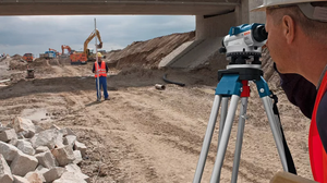 Высокоточный нивелир немецкого производства GOL 32D, 32x, для геодезического оборудования - Product Image 4