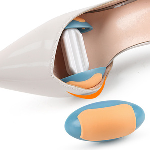 Expansor de Zapatos Ajustable para Tacones Altos y Zapatos Planos de Mujer, Expansor de Zapatos Universal de Plástico con Protección - Product Image 3