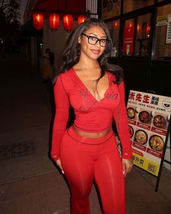2026 Summer Custom Two Piece <strong>Jersey</strong> Loungewear Crop Top Hoodie Sets Zip Jacket Track Women Shorts Set - Product Image 2
