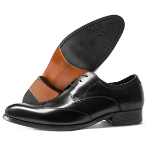 Elegantes Zapatos de Vestir Clásicos para Hombre en Cuero Pulido a Mano, Color Marrón, con Cadena Metálica Negra para Hombre - Product Image 1