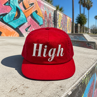 Casquette de baseball personnalisée sportive à profil bas, visière courte, en coton rouge pur, 5 panneaux, visière incurvée, broderie, ajustable
