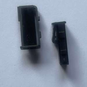 Connettore Maschio Automobilistico 12V 16A a 2 Fori <span class=keywords><strong>in</strong></span> Rame Nero 1563189-1 con Alloggiamento <span class=keywords><strong>in</strong></span> PBT - Product Image 2