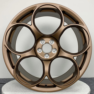 Roues de voiture de tourisme 5x114.3 5x112 5x127 16-24 pouces en alliage personnalisé forgé Concave Bronze or <span class=keywords><strong>jantes</strong></span> pour <span class=keywords><strong>Alfa</strong></span> <span class=keywords><strong>romeo</strong></span> Giulia - Product Image 1
