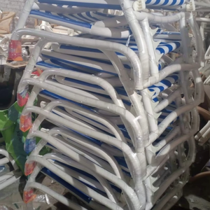 Horticlub Vente en gros Chaise longue extérieure en PVC imperméable | Chaise inclinable réglable au bord de la piscine/Lit de salon de patio en plastique empilable - Product Image 1