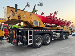 Grue à flèche télescopique d'occasion de 55 tonnes STC550C5-8, équipement de levage mobile avec moteur de boîte de vitesses et pompe - Product Image 5