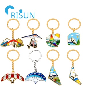 Porte-clés parachute parachutiste en métal, extérieur, émaillé, pour le parapente, logo personnalisé Llavero Porte-clés en émail pour le deltaplane - Product Image 1
