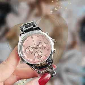 Bossse Geneva, reloj triangular invertido para mujer, correa de silicona, rejillas de estilo empresarial, diseño elegante para parejas, caja de aleación de cuarzo de 38mm - Product Image 3