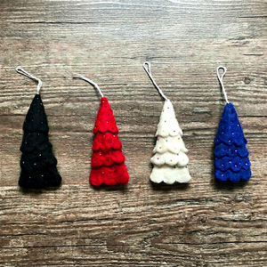 Handmade <b>Wool</b> Felt Christmas Tree Ornament Tree Shape Decorative Hanging <b>Craft</b> Red White Blue Black Color Options - Product Image 1