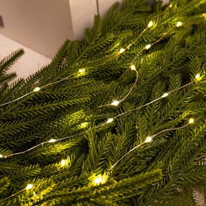 Guirlande de Noël en pin NorfoYL, directement de l'usine, en rotin PE artificiel doux au toucher, ornements suspendus avec lumières, durable - Product Image 5