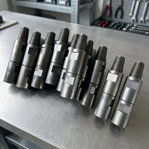Adaptateur de tige de forage en acier allié haute résistance avec connexion filetée de précision et fente latérale pour le forage de puits d'eau et minier - Product Image 4