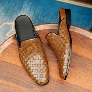Mules en cuir véritable à bout fermé pour hommes, chaussures plates décontractées et professionnelles, toutes saisons, semelle en caoutchouc - Product Image 4