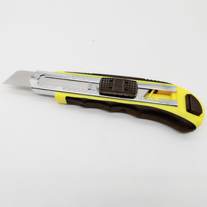 18mm precisión DIY retráctil 3 cuchillas Snap-Off cortador cuchillo mango de goma personalizado OEM utilidad cuchillo para carpintería artesanía - Product Image 5