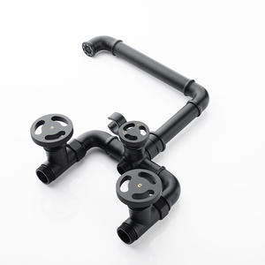 Design moderno <span class=keywords><strong>in</strong></span> ottone bagno fantasia colonna <span class=keywords><strong>doccia</strong></span> nera Set pavimento <span class=keywords><strong>in</strong></span> piedi <span class=keywords><strong>vasca</strong></span> da bagno rubinetto con Mixer - Product Image 3