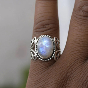 Anello vintage con pietra iridescente per uomo e donna, gioiello unisex alla moda, accessorio quotidiano - Product Image 4