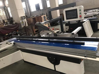 Scie à panneaux horizontale CNC à découpe transversale motorisée de précision avec mouvement automatique