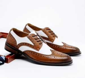 Chaussures habillées en cuir véritable pour hommes, style britannique, grandes tailles, colorées, brogues sculptées, pour mariage et occasions formelles - Product Image 1