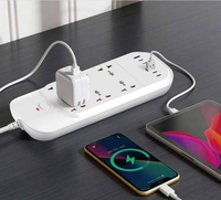Multiprise universelle 6 voies 10A avec 2 ports USB-A et 4 ports USB-C, câble d'extension de 3m, prise UK pour la vente en gros sur le marché de Dubaï