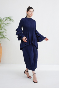 2024 <span class=keywords><strong>sortie</strong></span> d'usine mode Miyake femmes col rond robe plissée décontracté conception irrégulière ample grande taille robe - Product Image 2