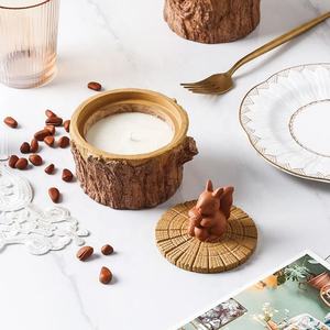 Vente en gros de bougies artisanales créatives pour souche d'écureuil d'aromathérapie <span class=keywords><strong>cire</strong></span> de soja biodégradable personnalisation pour la Saint-Valentin Diwali - Product Image 1